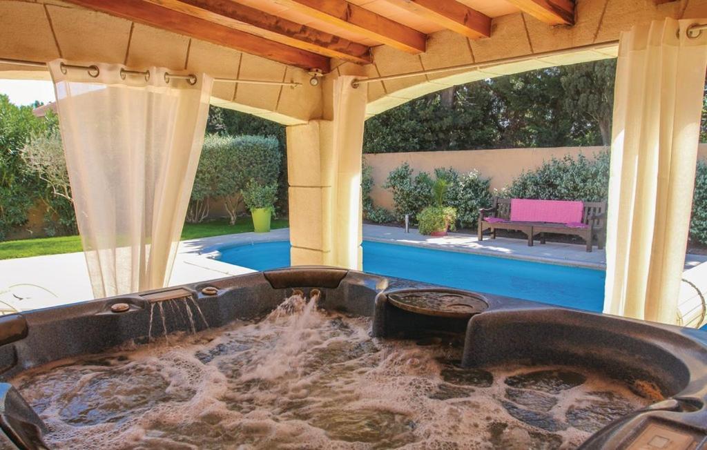 Villa Flamenca - Piscine Chauffee Châteaurenard Zewnętrze zdjęcie